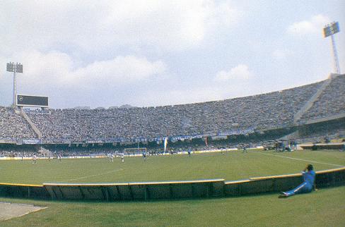 Lo stadio San Paolo prima dei mondiali del 1990